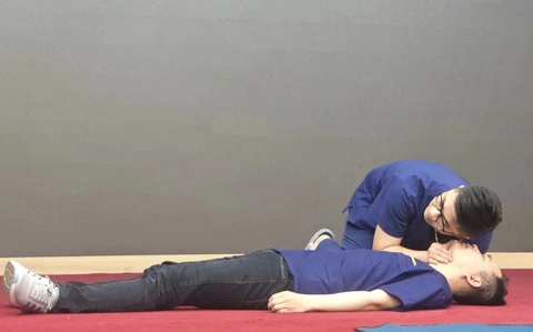 Nhận định tình trạng sức khỏe nạn nhân