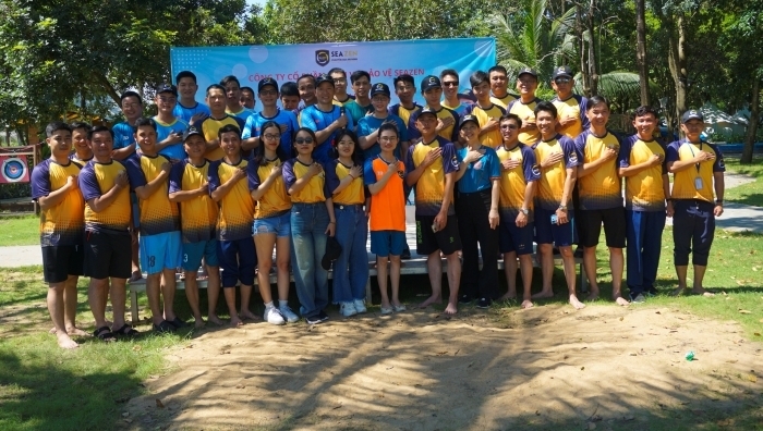 Tam building buổi chiều cùng CB-CNV SeaZen