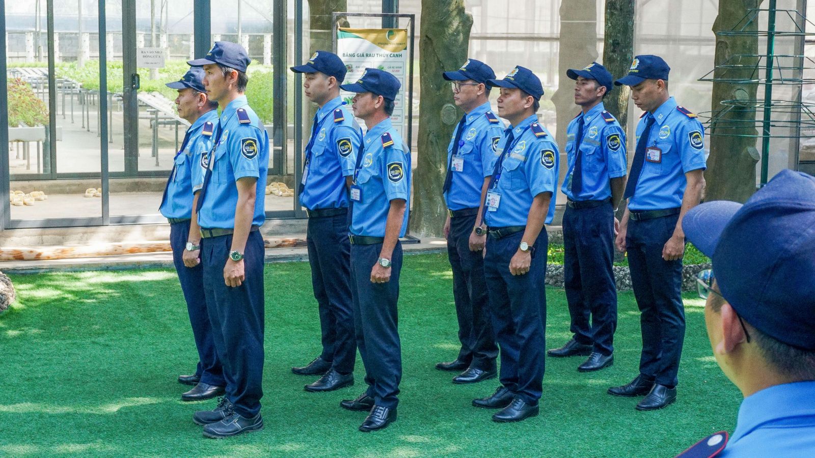 Đào tạo và cấp chứng nhỉ nghiệp vụ bảo vệ